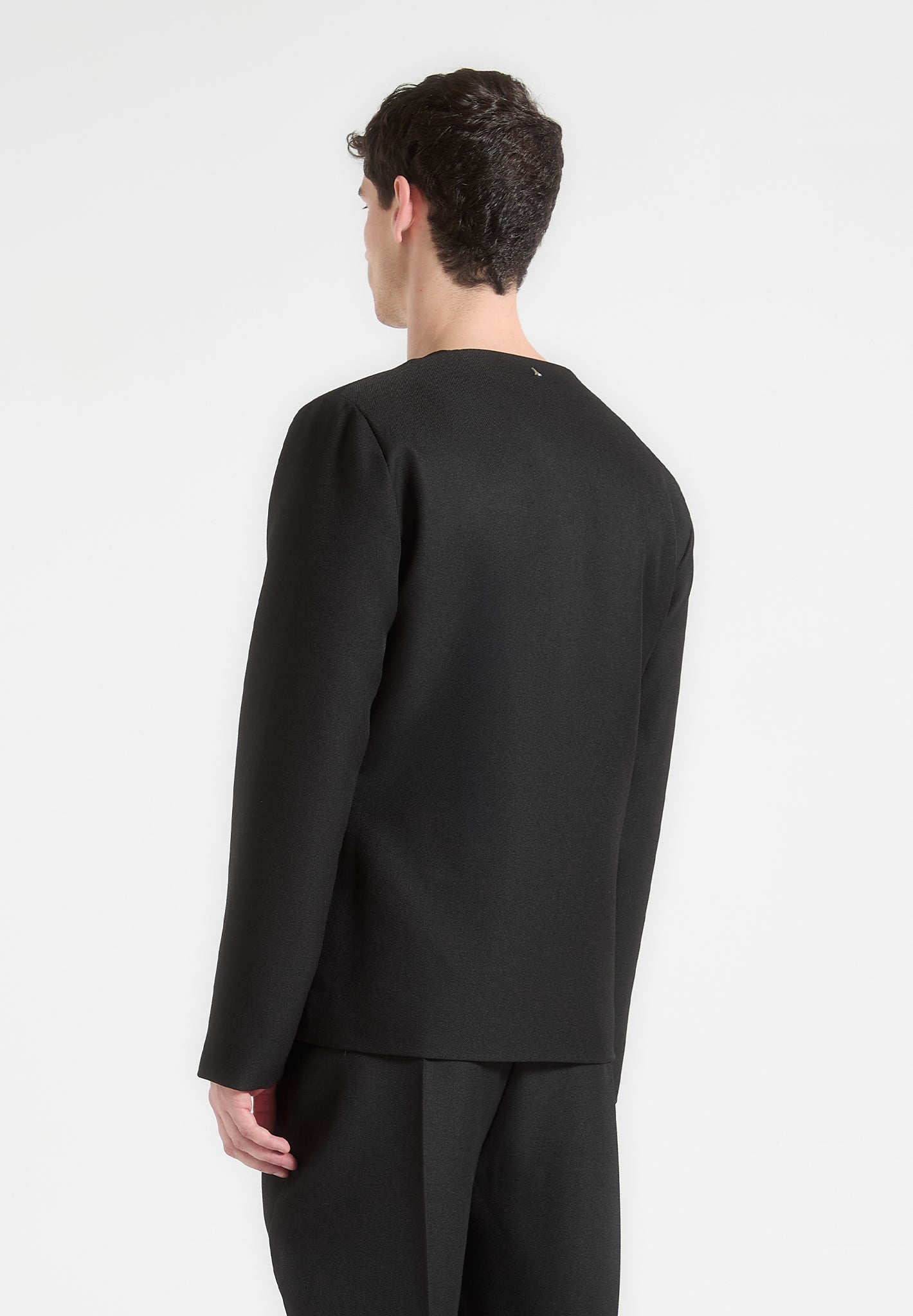 collarless-double-breasted-minimal-blazer-black