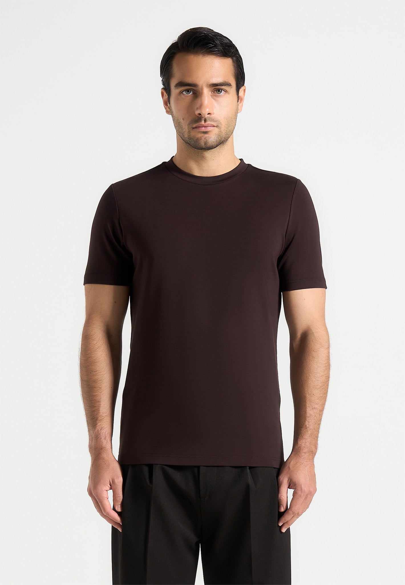 Armand - Fitted Luxe T-Shirt - Brown