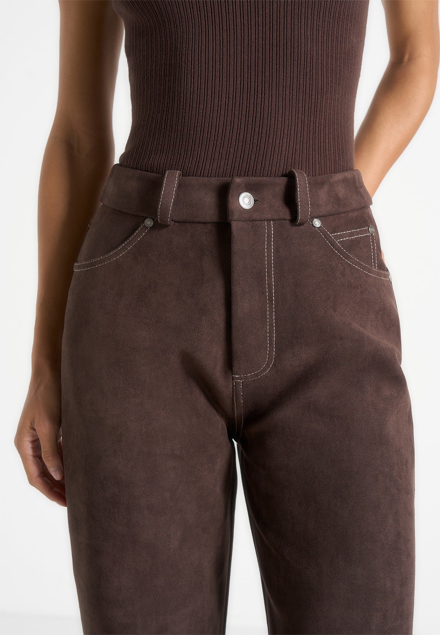 Kalie - Suede Boyfriend Jeans - Brown