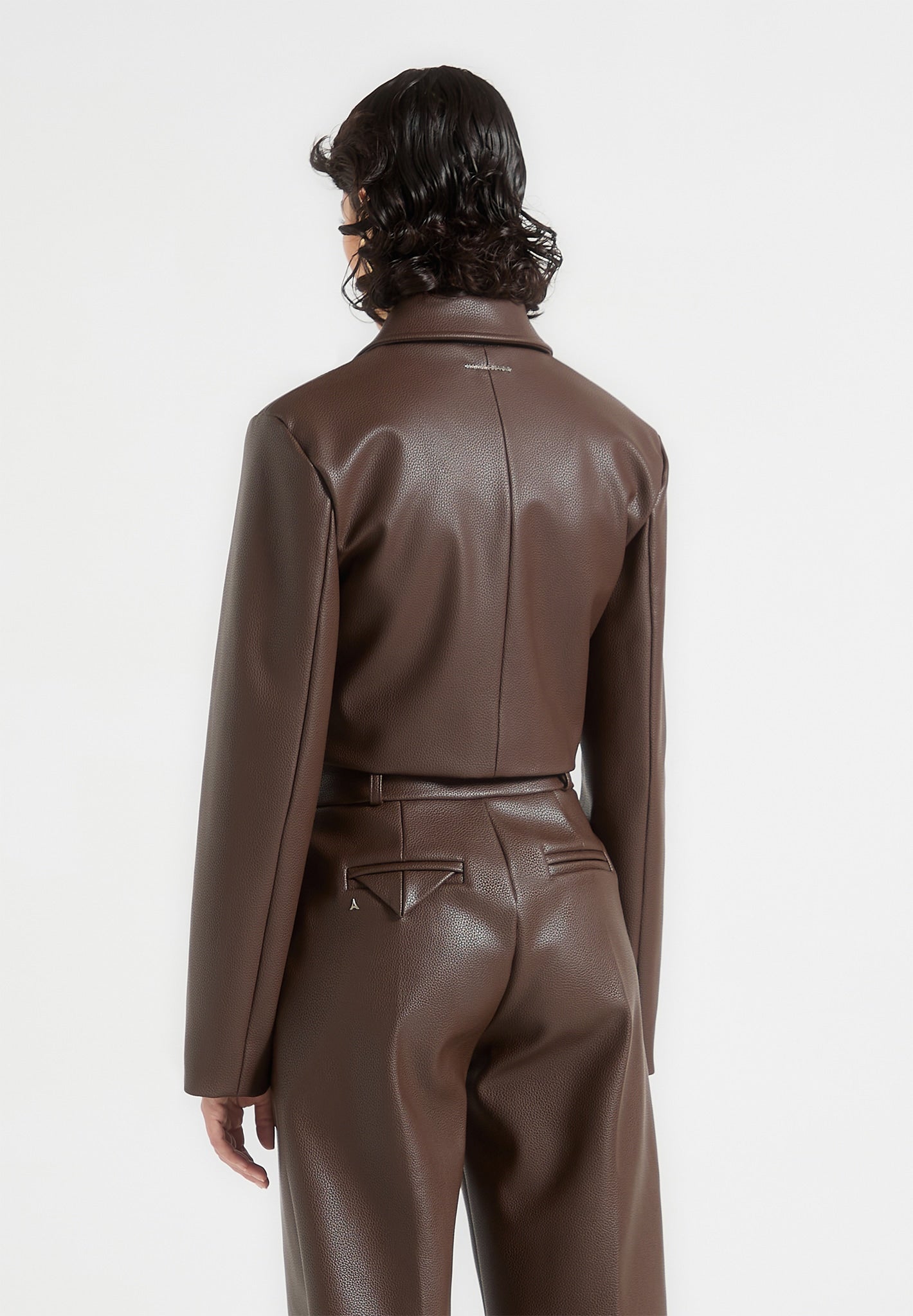 wide-shoulder-pebbled-leather-jacket-brown