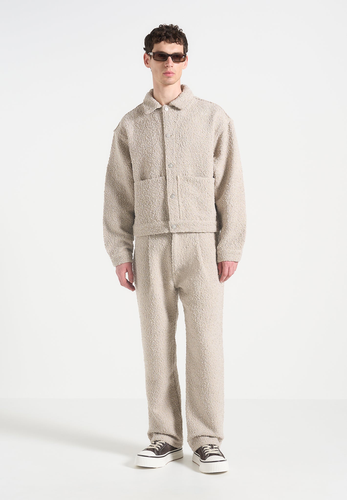 boucle-pleated-jeans-beige