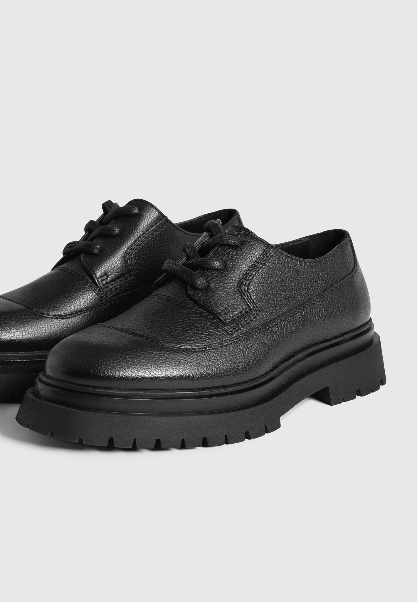 rennes-pebbled-leather-derby-shoe-black