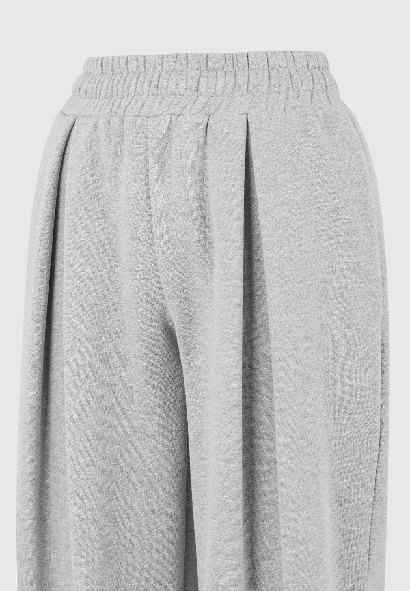 fanny-straight-leg-box-pleat-joggers-grey