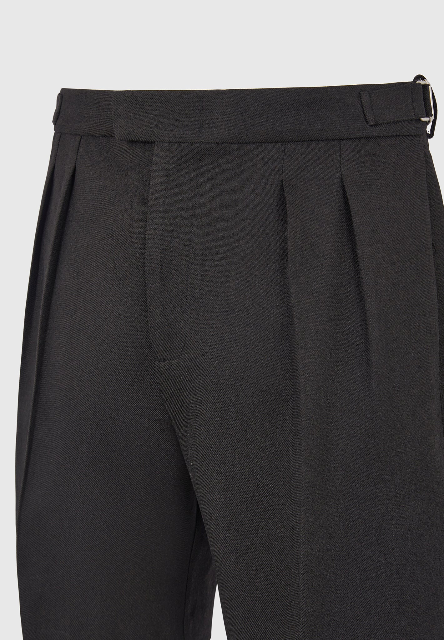 Pierre - Relaxed Fit Pleated Tailored Trousers - Black