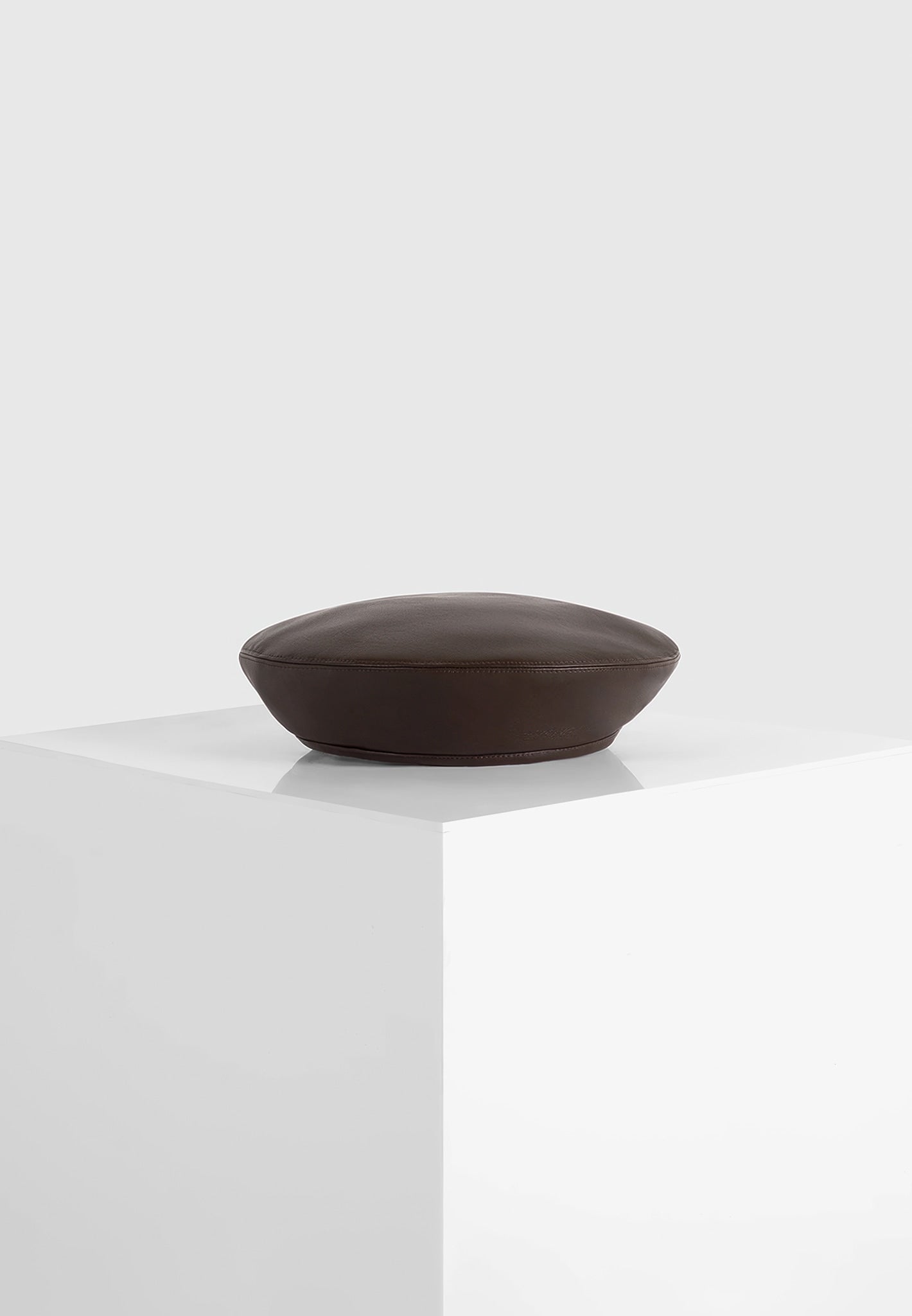 leather-beret-brown 