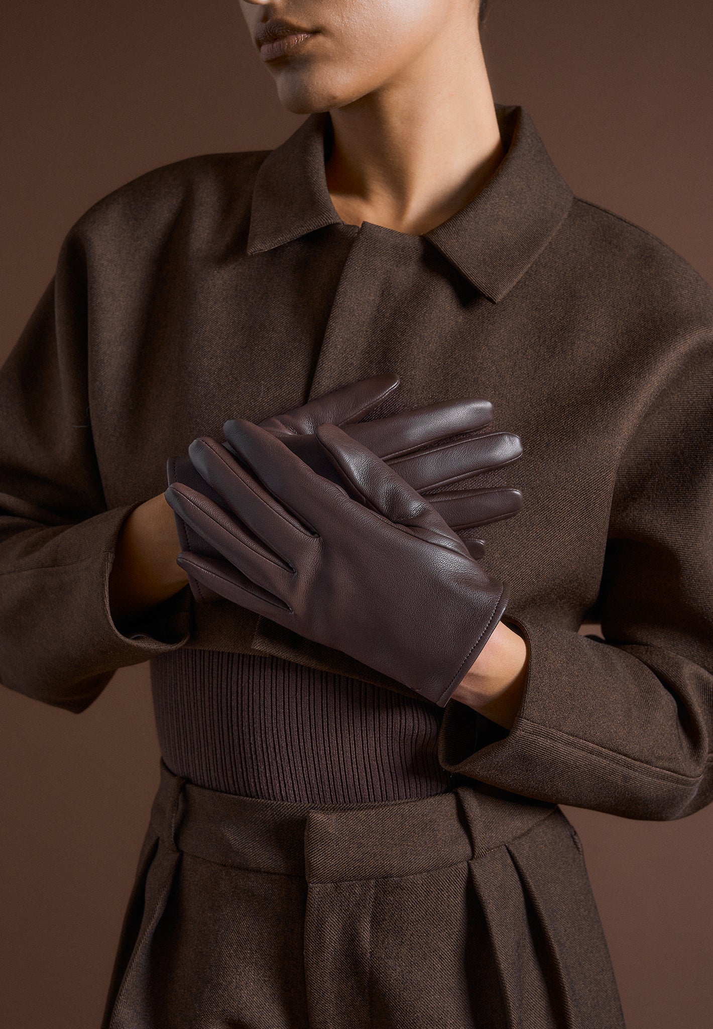leather-short-gloves-brown