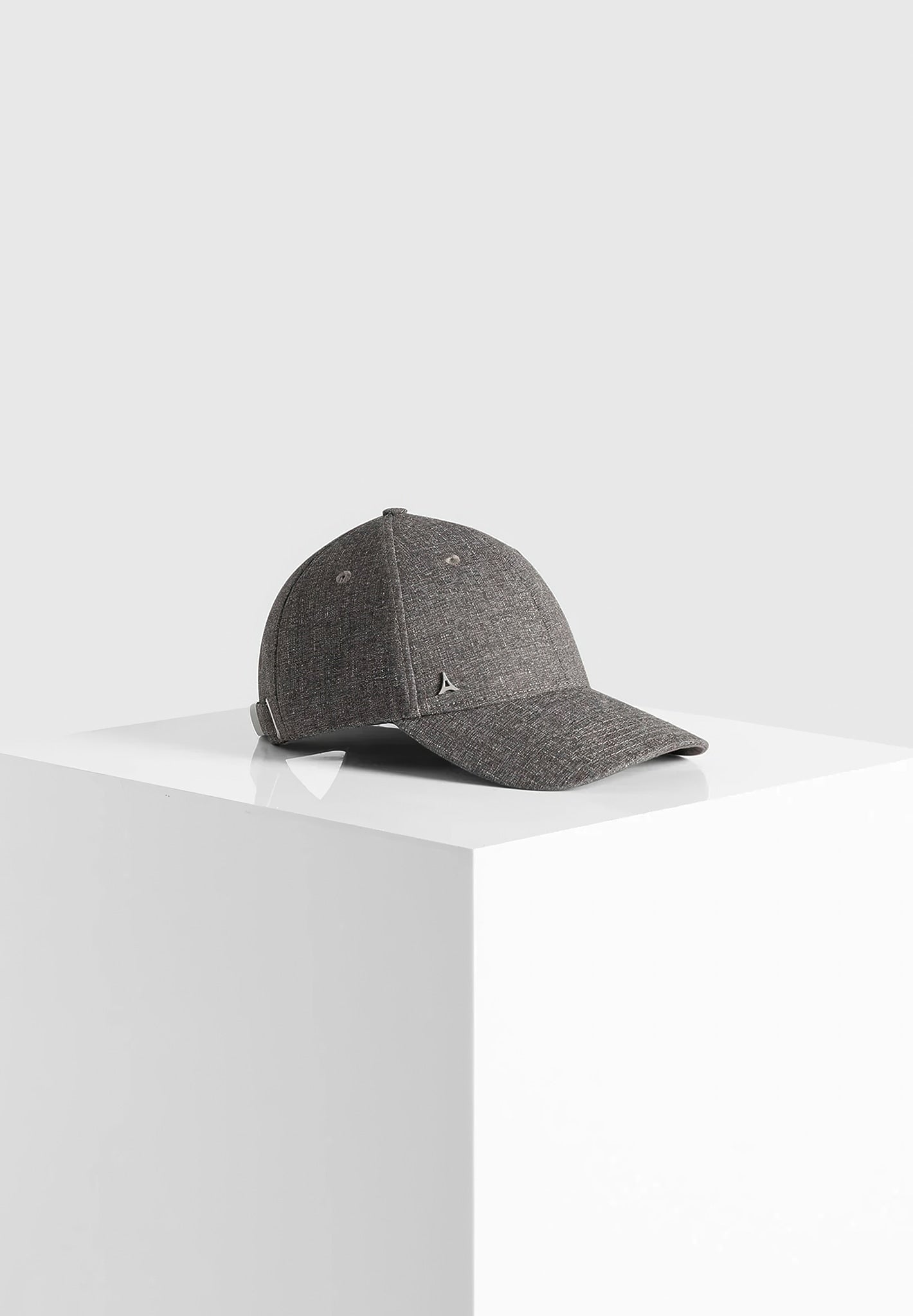 textured-cap-grey