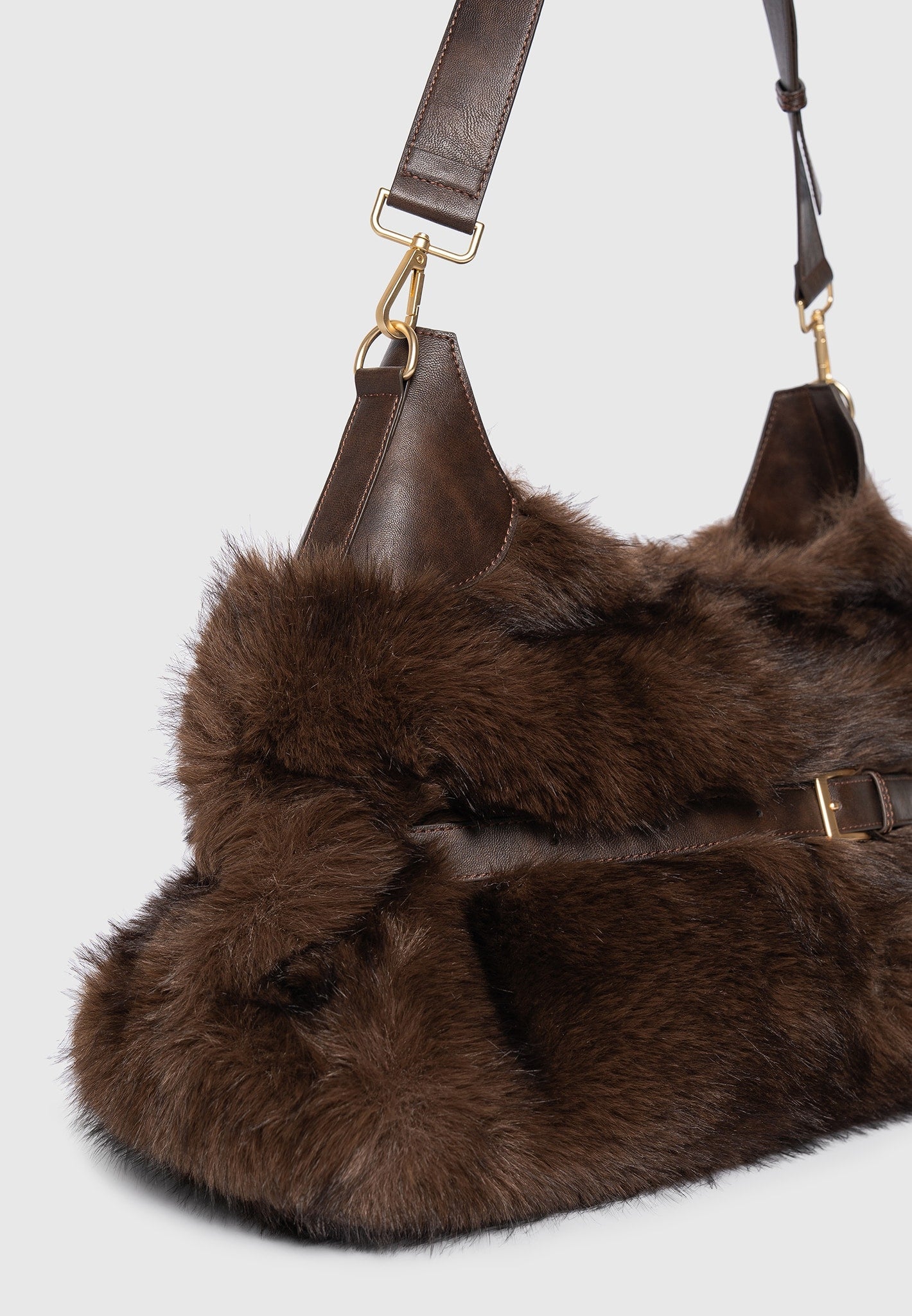 Cali - Fur Duffle Bag  - Brown 