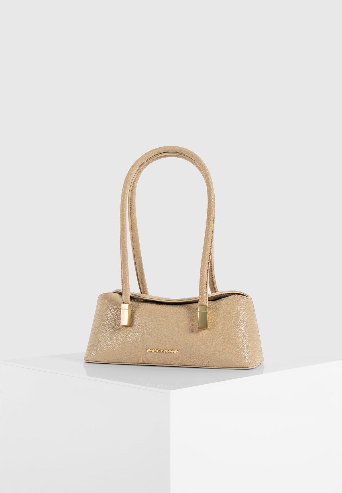 Annelise - Pebbled Leather Baguette Bag - Beige