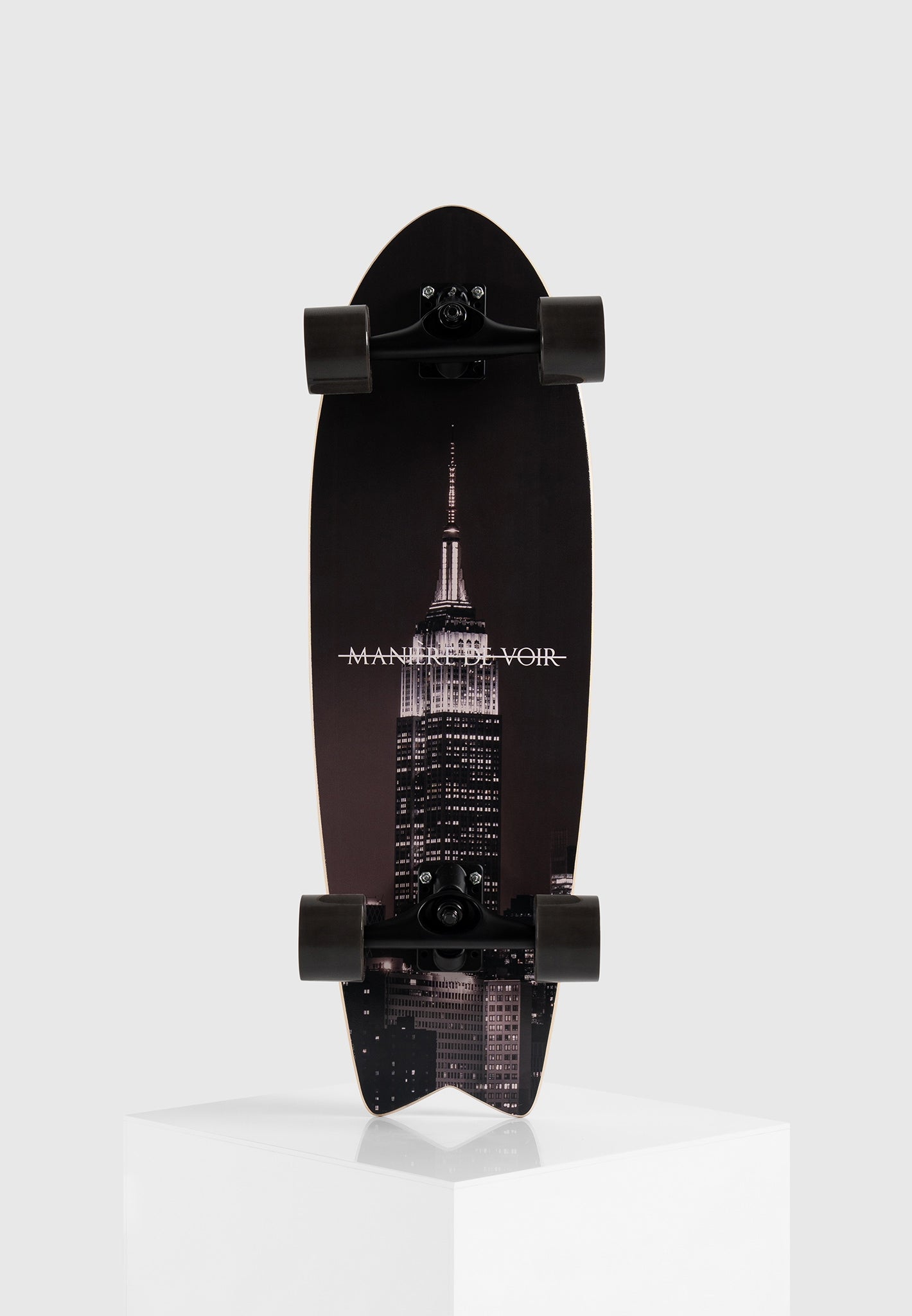 NYC - Skateboard - Brown 