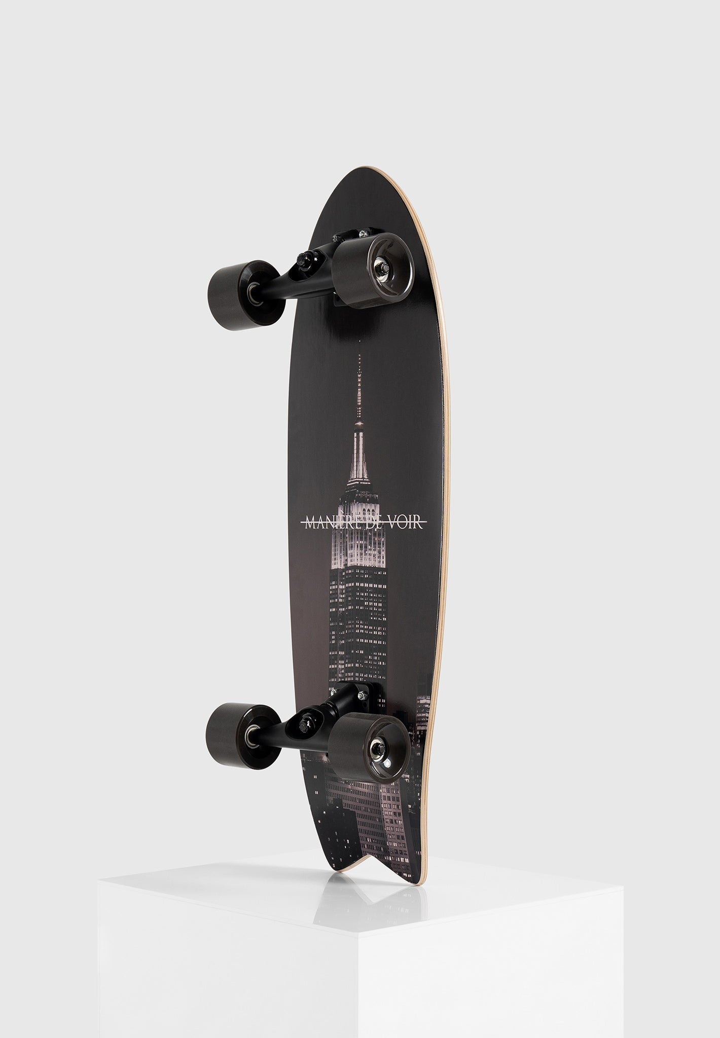 nyc-skateboard-brown