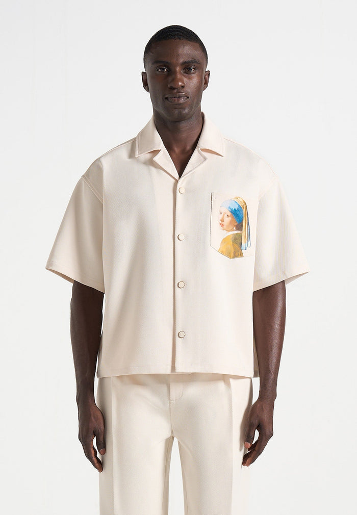 a-girl-with-a-pearl-earring-boxy-shirt-cream