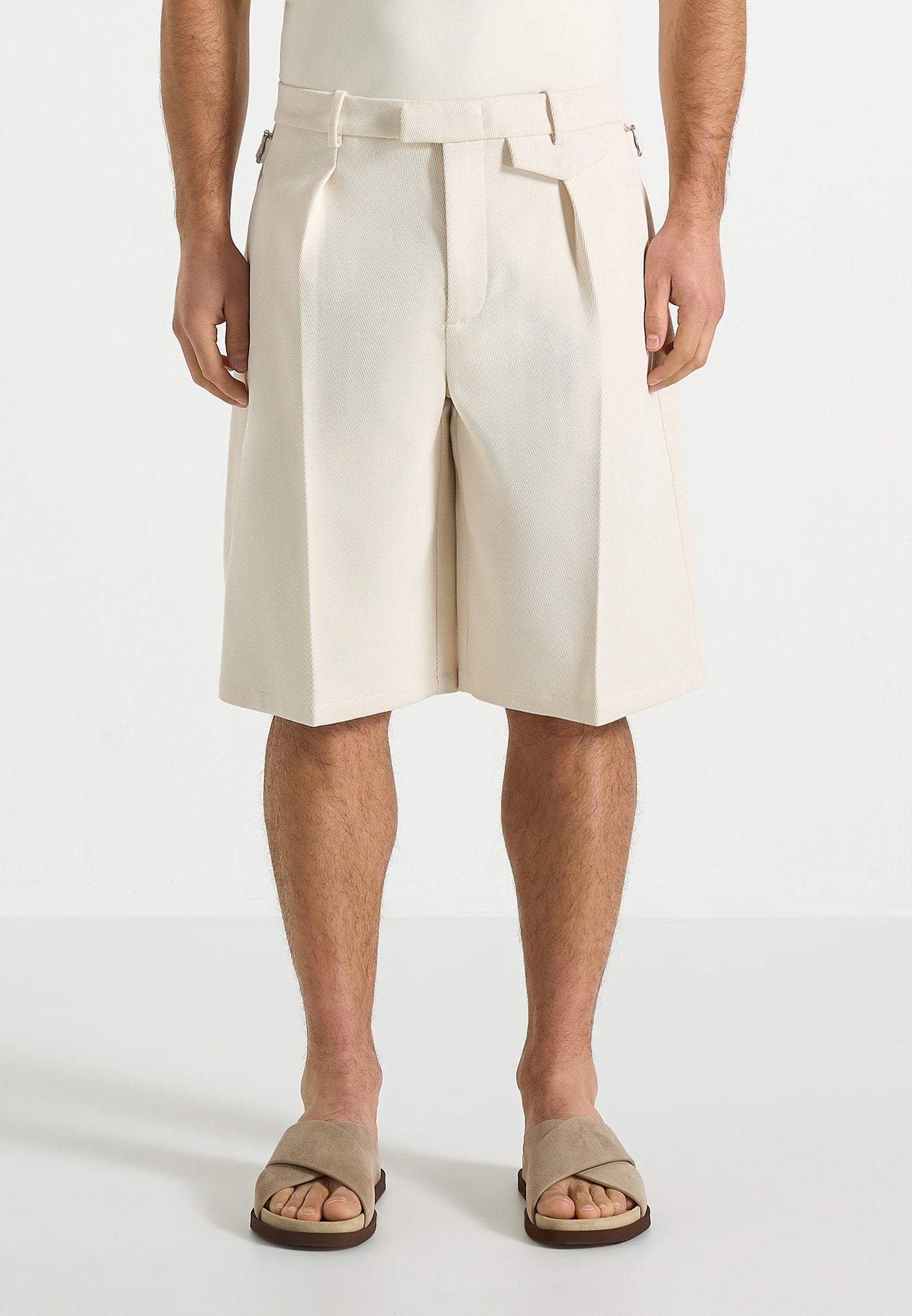 auguste-tailored-twill-bermuda-shorts-cream 