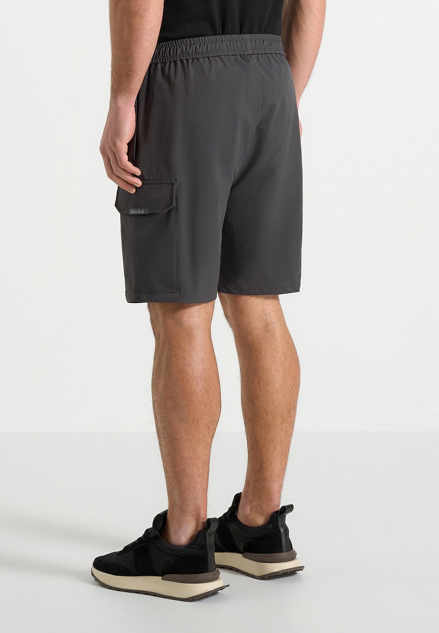dimitri-technical-cargo-shorts-charcoal
