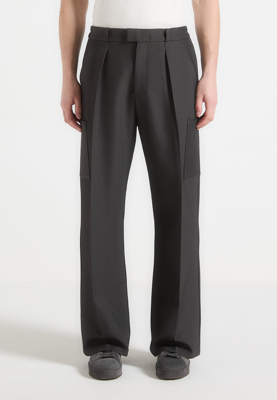 luca-relaxed-fit-pleated-pocket-trousers-grey