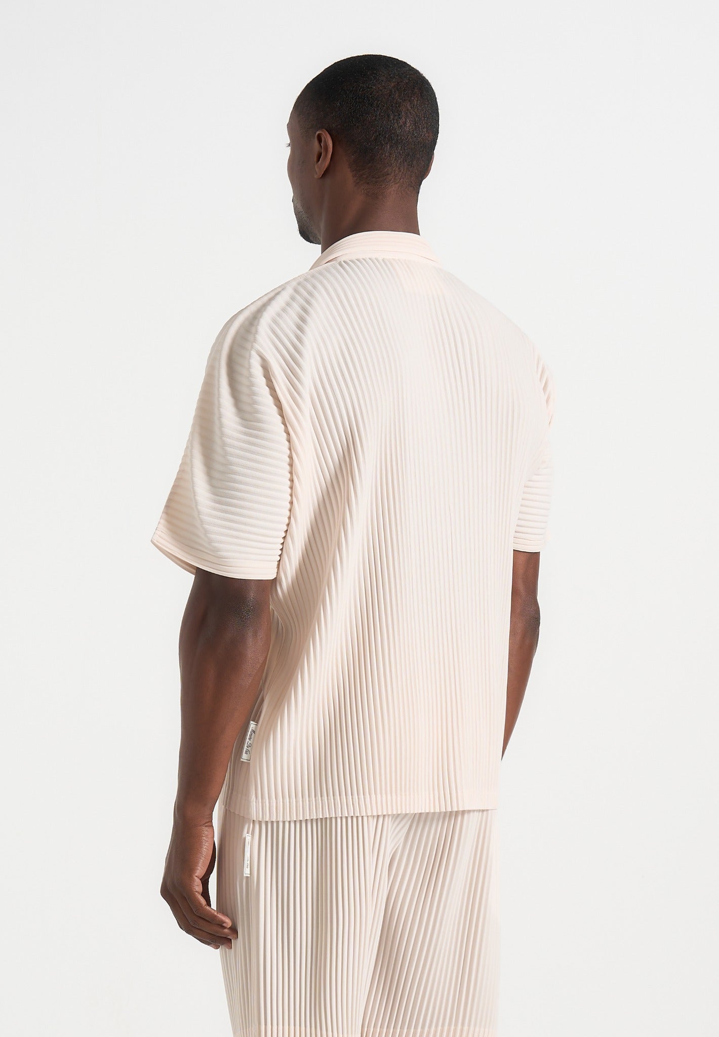Justin - Pleated Boxy Shirt - Cream