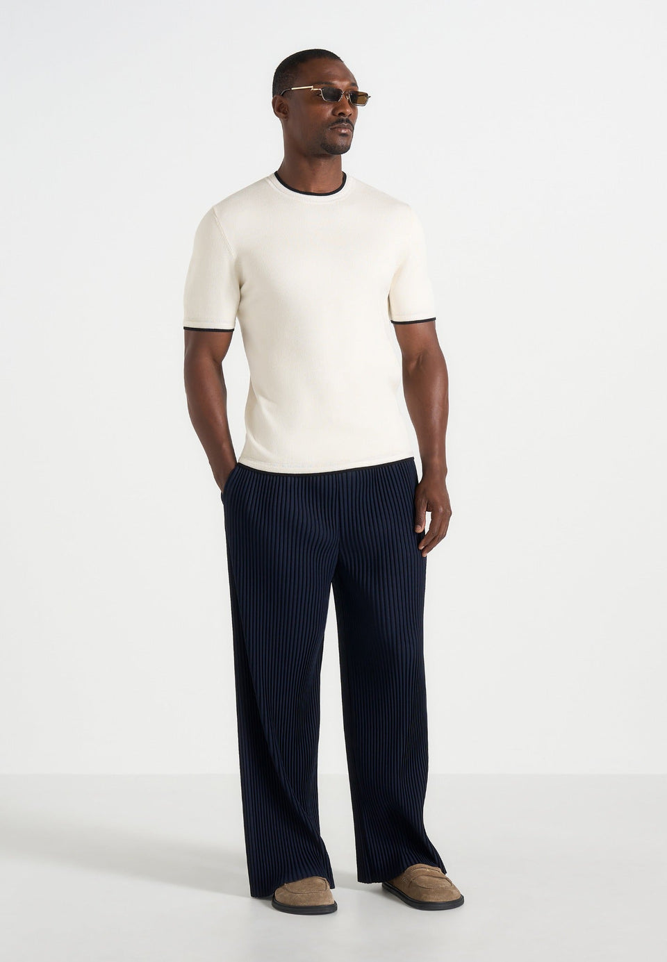 jonas-pleated-wide-leg-trousers-navy