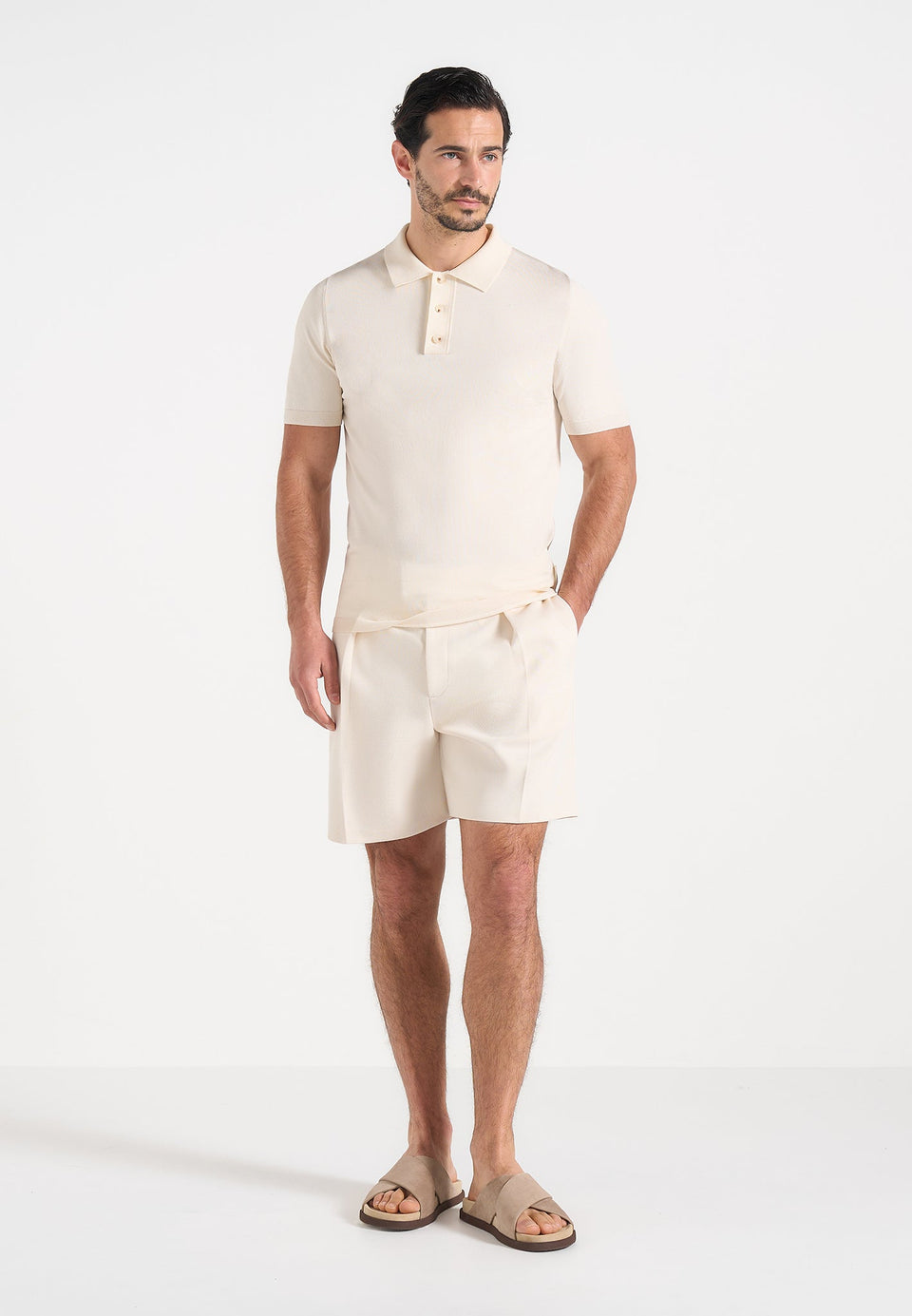 marin-tailored-pleated-shorts-cream