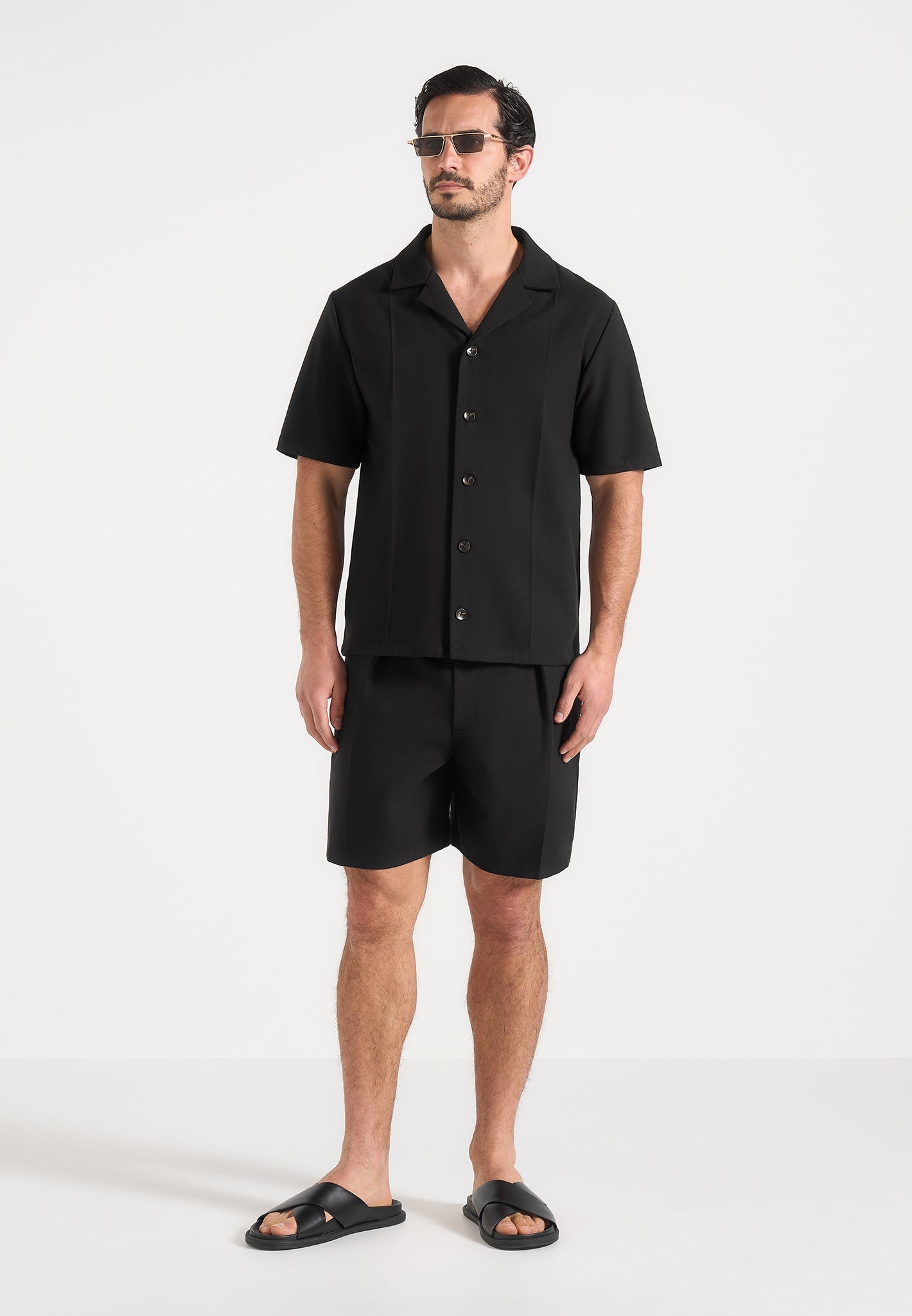 marin-tailored-pleated-shorts-black