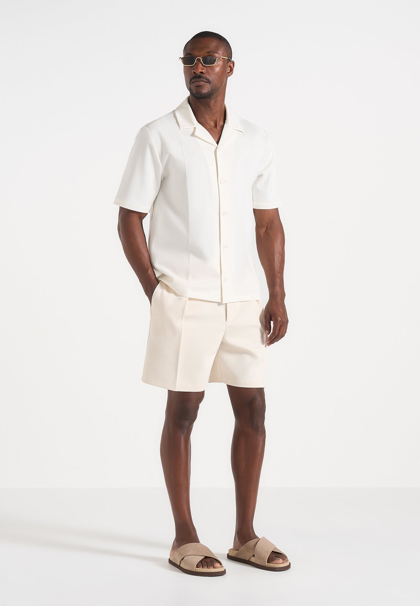 marin-tailored-pleated-shorts-cream