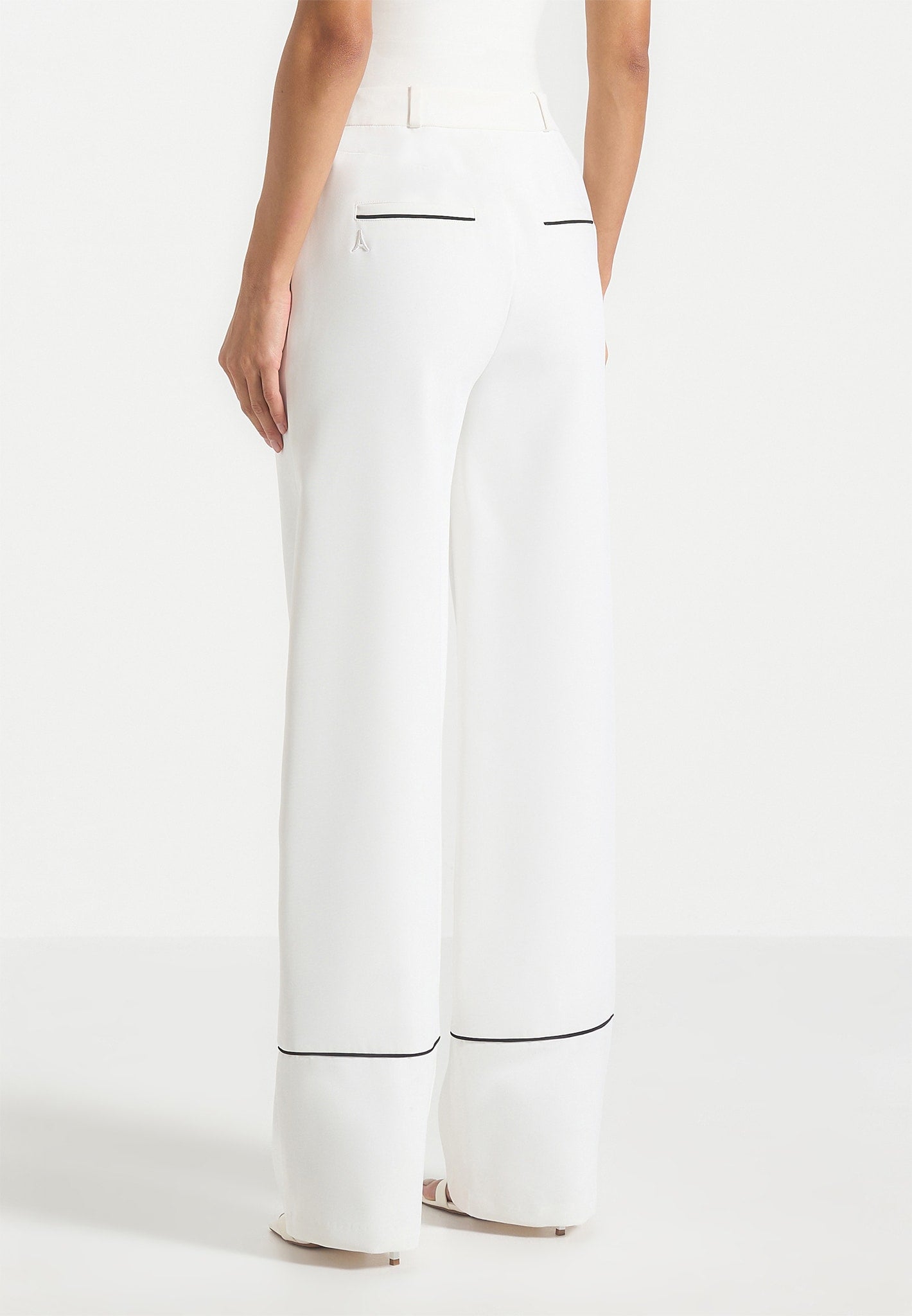 mina-contrast-piped-pleated-trousers-white-black