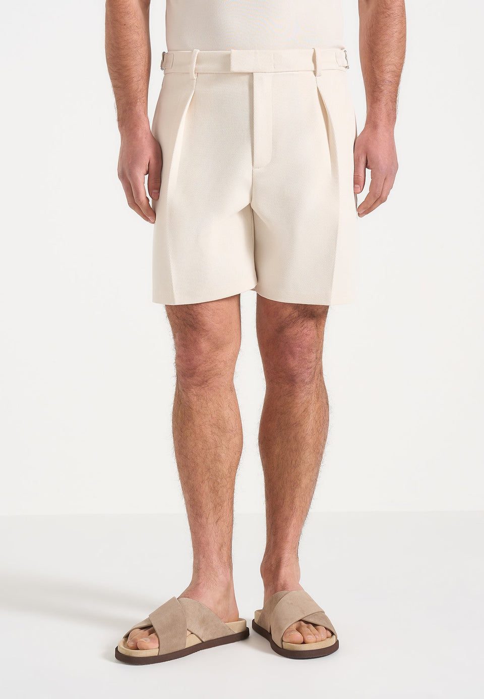 marin-tailored-pleated-shorts-cream