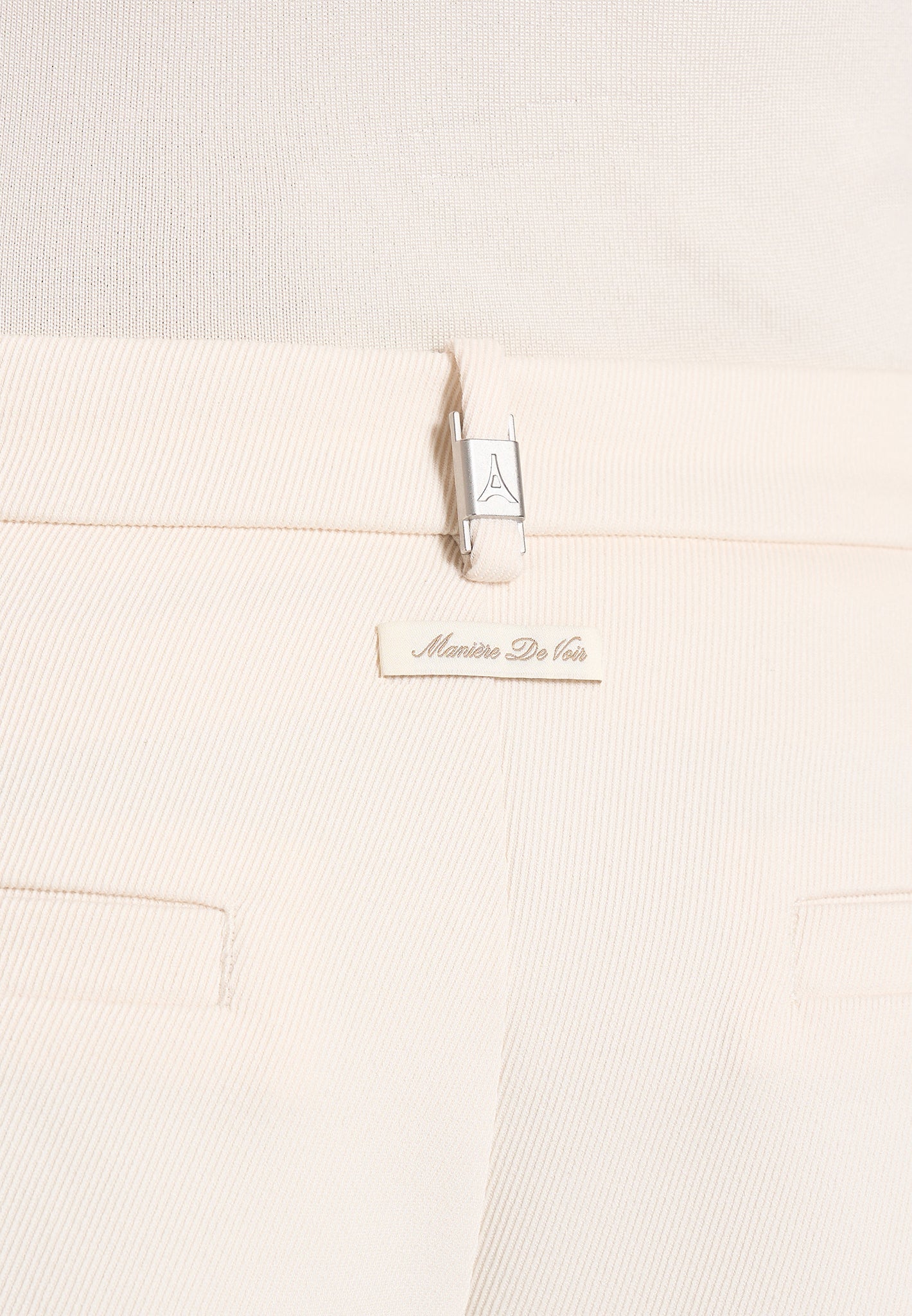 marin-tailored-pleated-shorts-cream