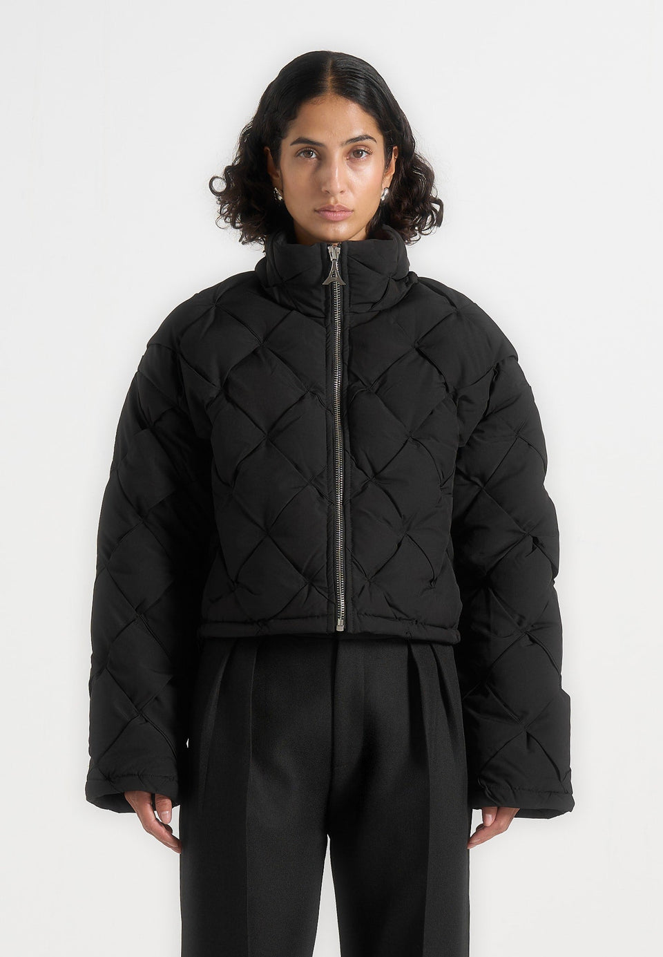 woven-interlock-puffer-jacket-black-1