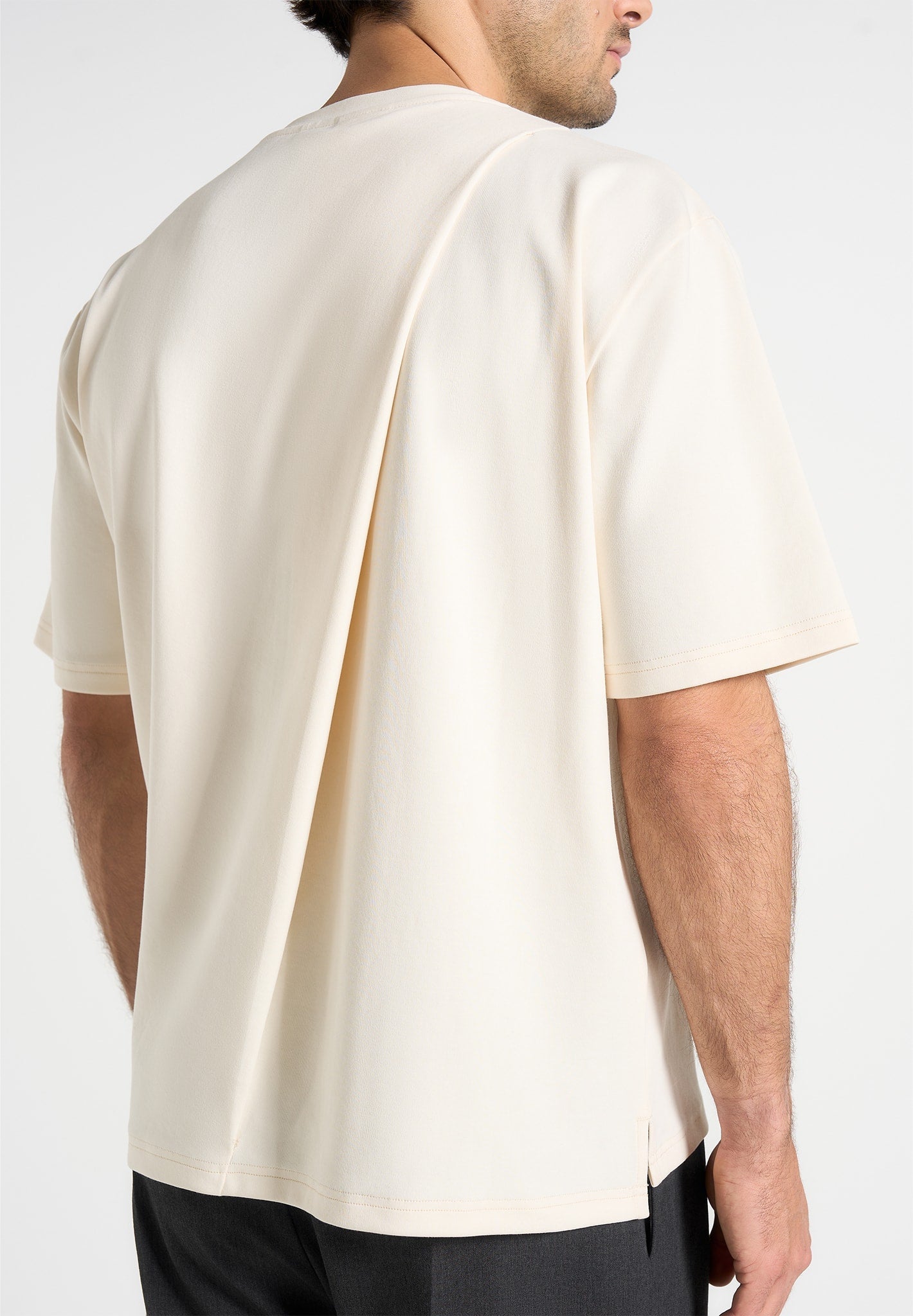 Hugo - Relaxed Fit T-Shirt With Pleat - Cream