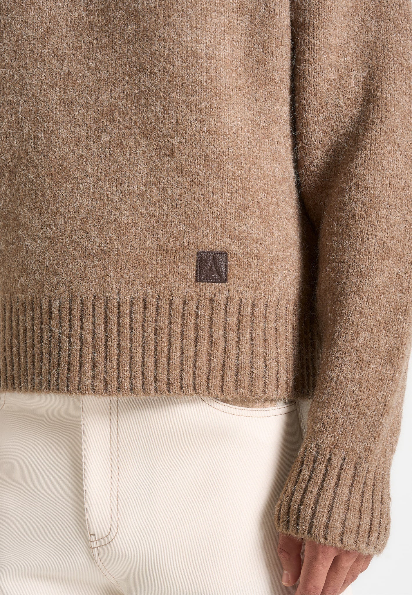 kamil-art-slogan-brushed-wool-knit-jumper-beige