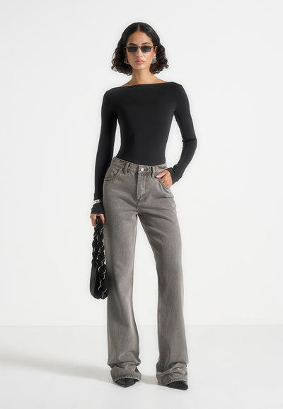 abbie-stacked-fit-and-flare-jeans-light-grey