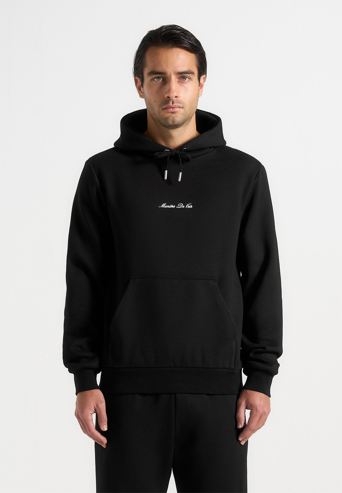 js004-signature-regular-fit-hoodie-black