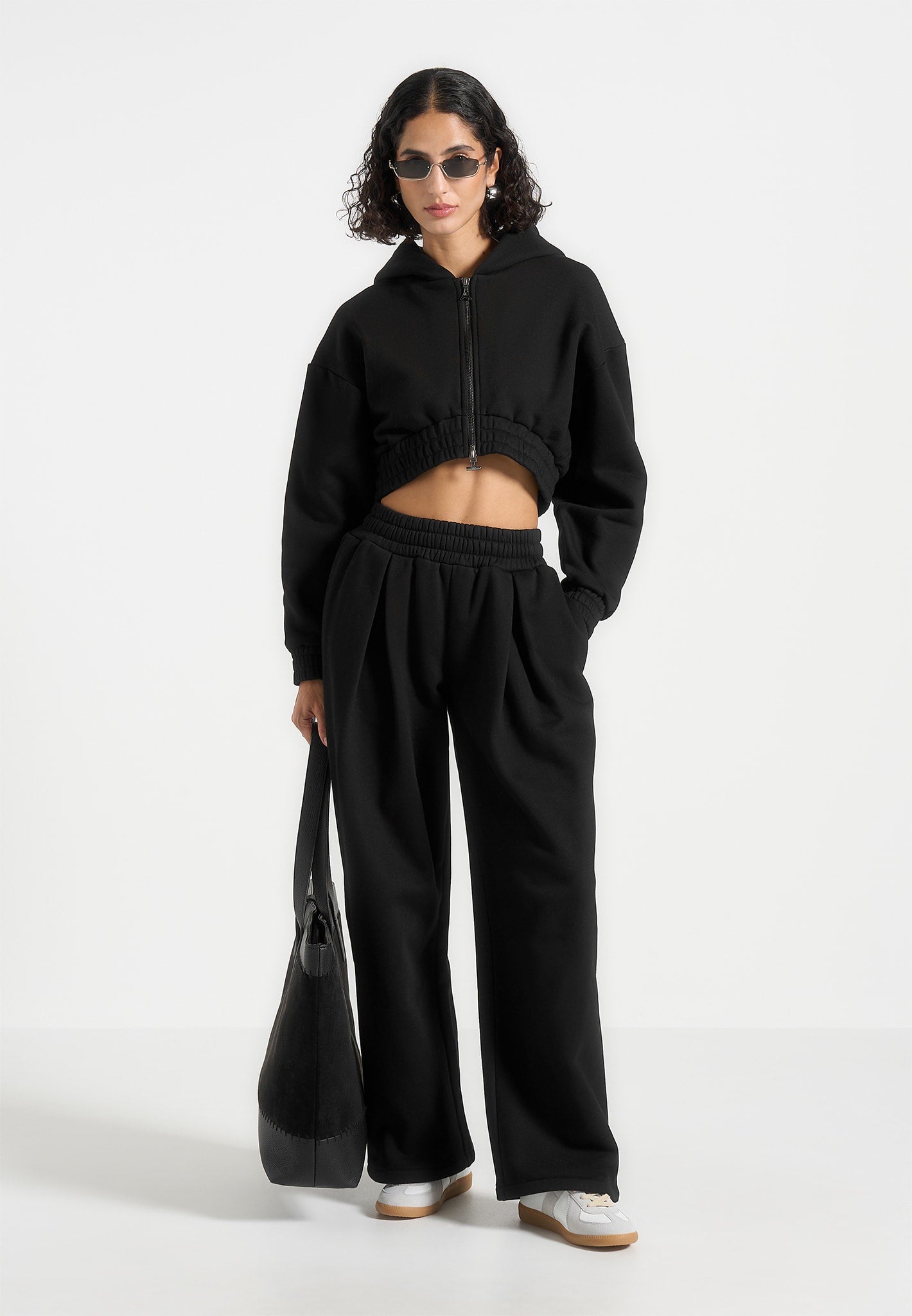 straight-leg-joggers-black 