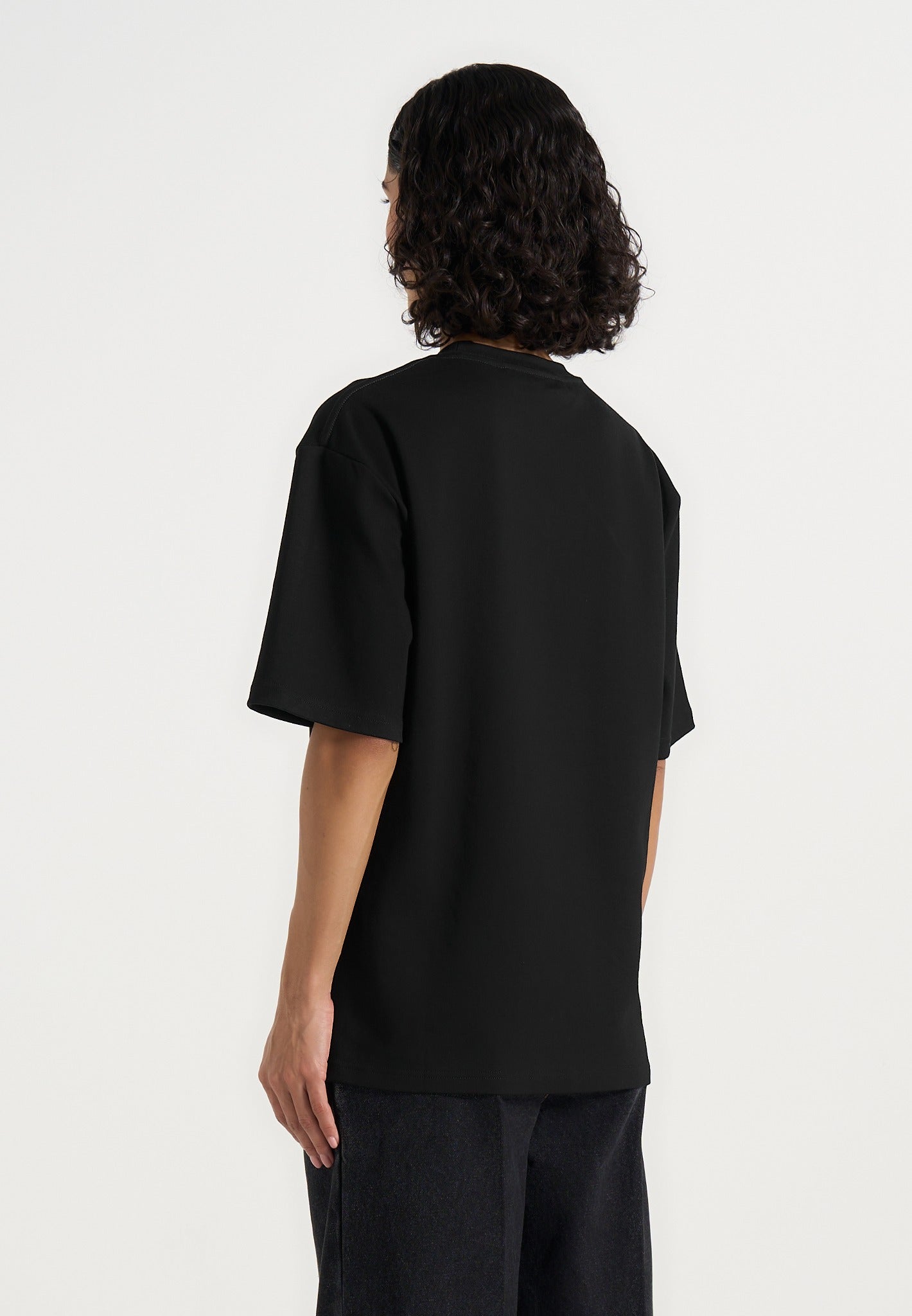 ts007-unisex-relaxed-fit-cotton-t-shirt-black