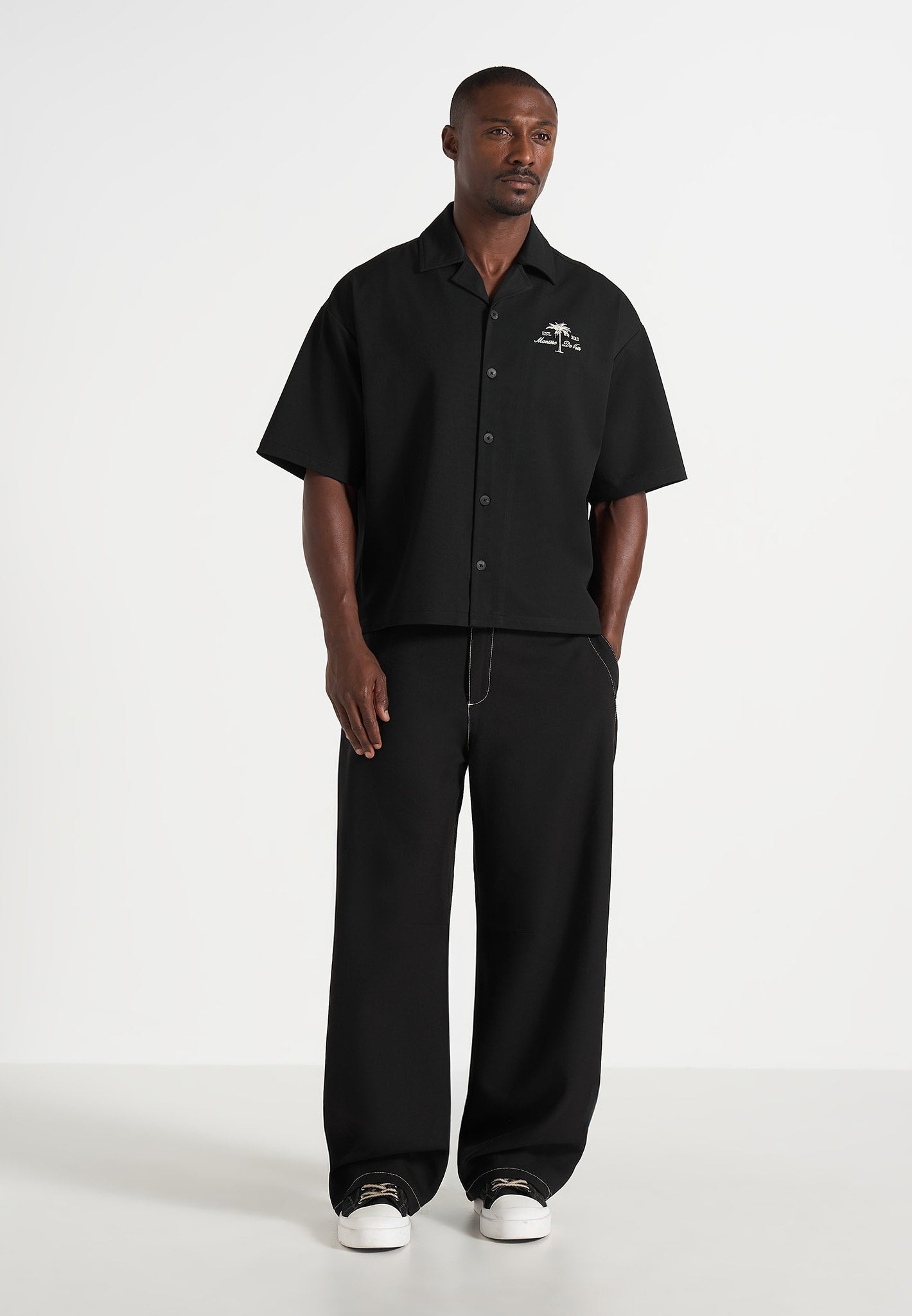 Alexis - Unisex Cote d'Azur Boxy Shirt - Black