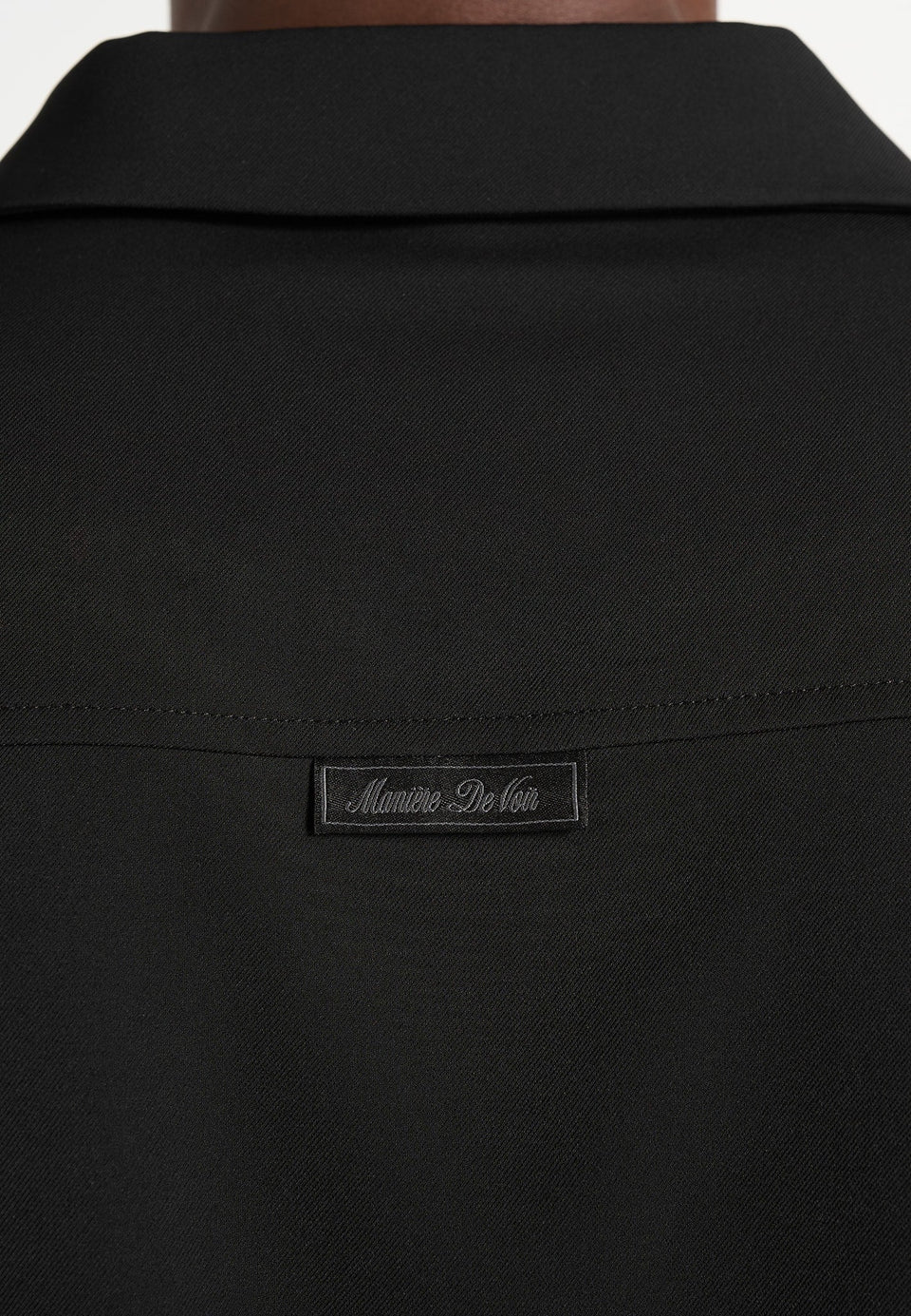 valen-applique-detail-long-sleeve-shirt-black