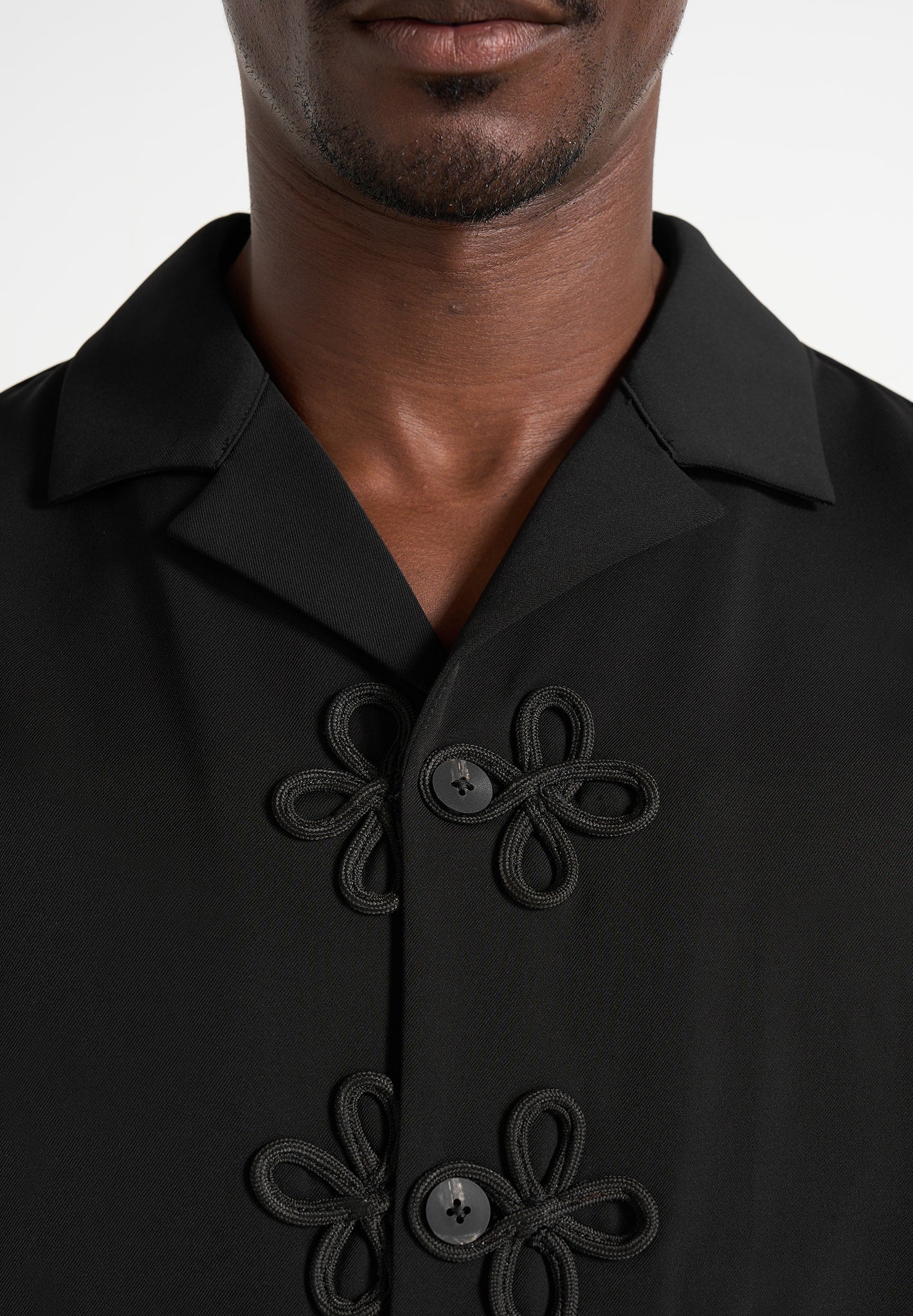 Valen - Applique Detail Long Sleeve Shirt - Black