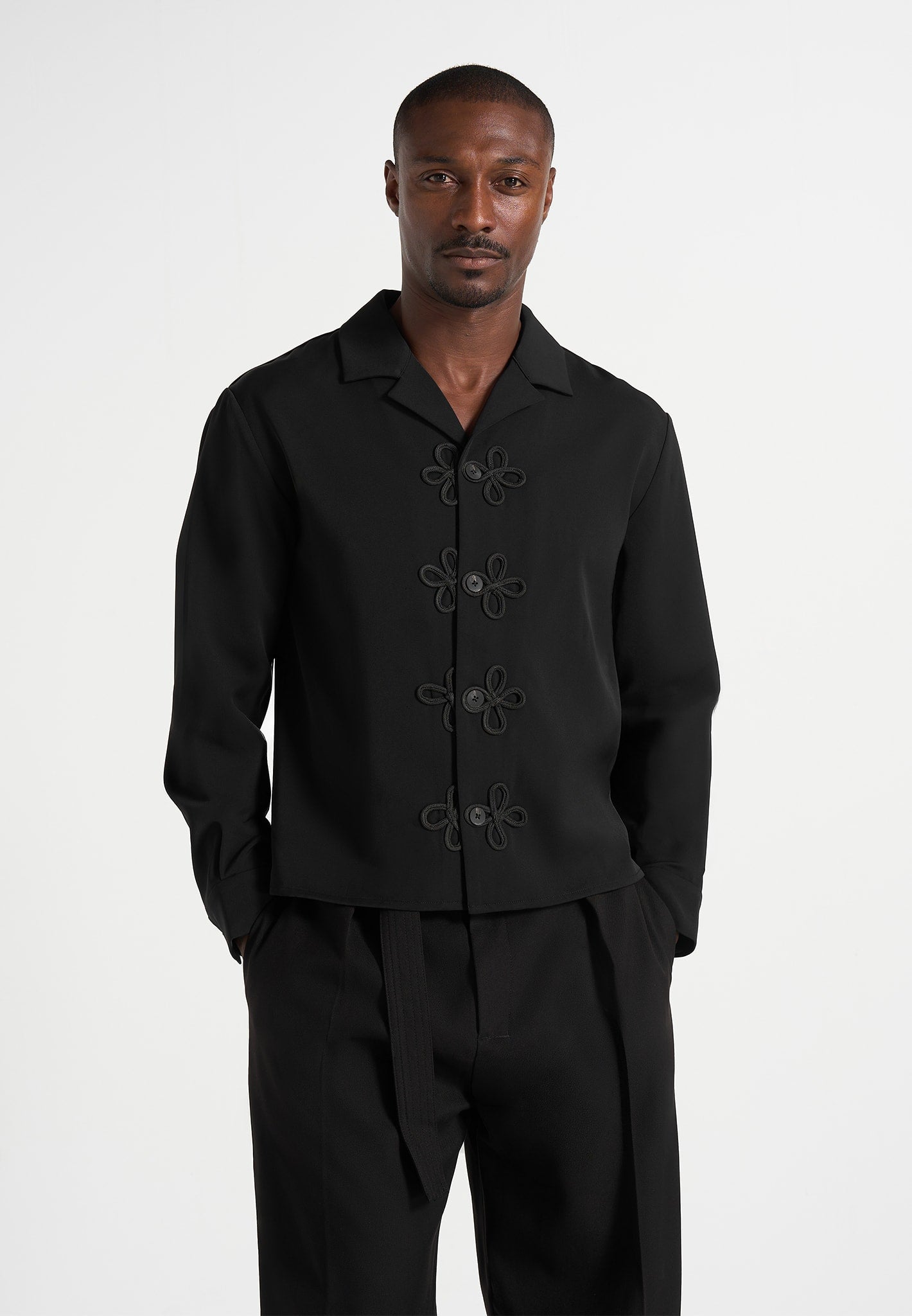 valen-applique-detail-long-sleeve-shirt-black