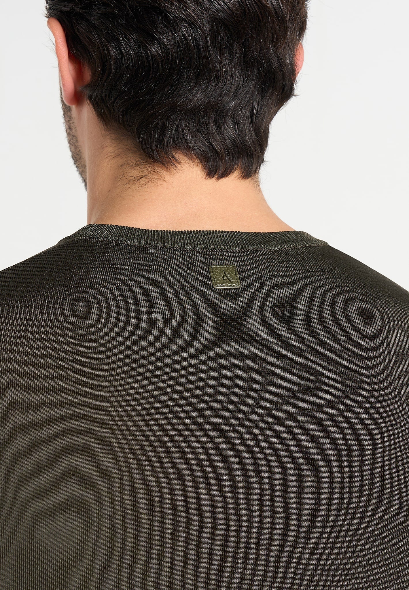 ellis-luxe-knitted-t-shirt-olive