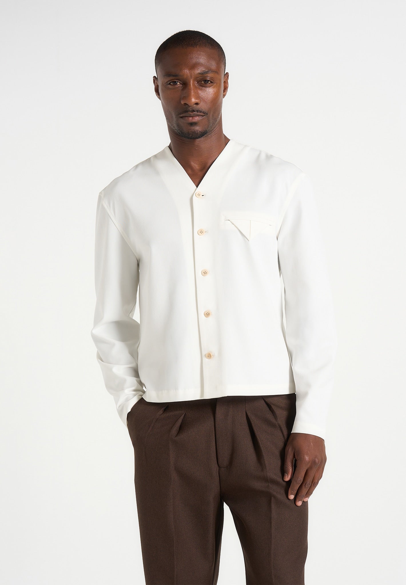 Zac - Boxy V-Neck Long Sleeve Shirt - White