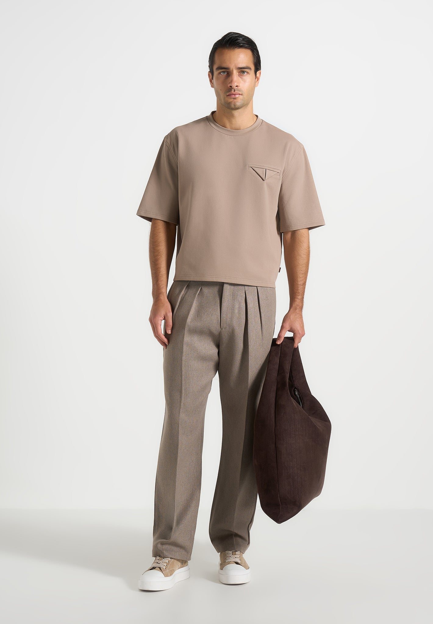 leon-boxy-cropped-cotton-t-shirt-taupe 