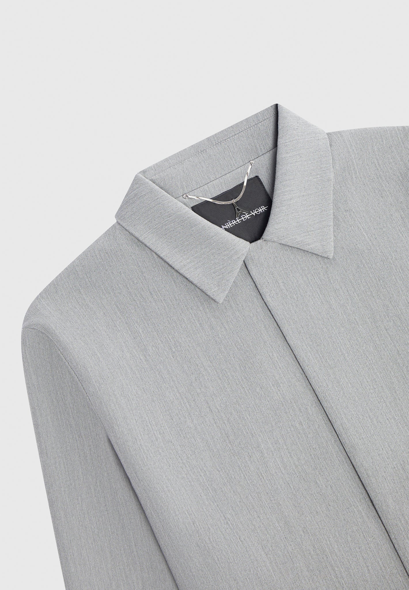 minimal-boxy-jacket-light-grey