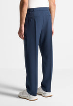 relaxed-tailored-trousers-with-pleat-blue