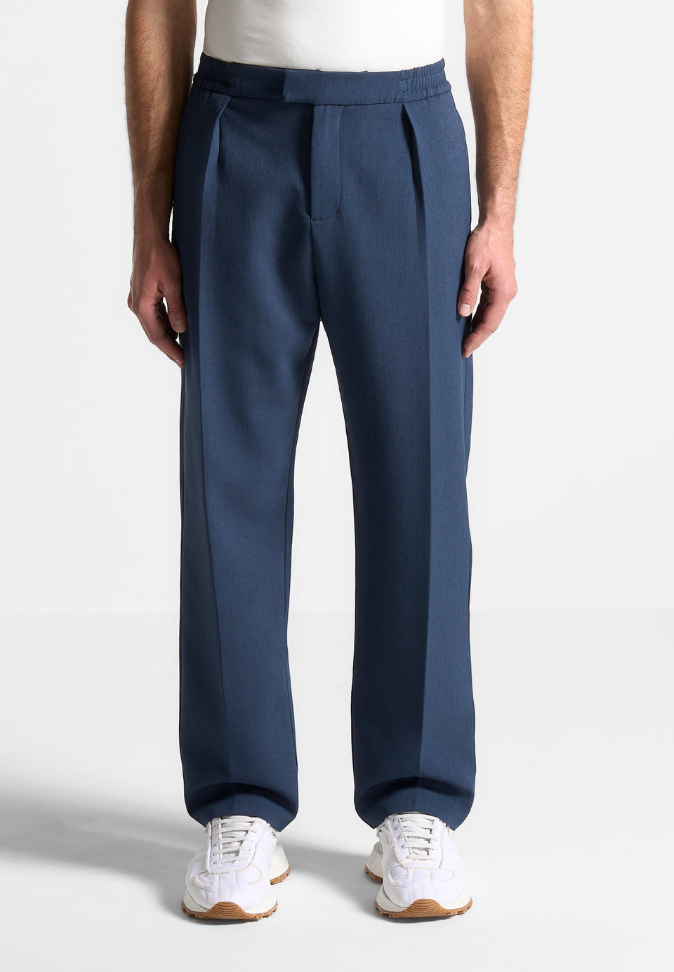 relaxed-fit-hatched-pleated-tailored-trousers-blue