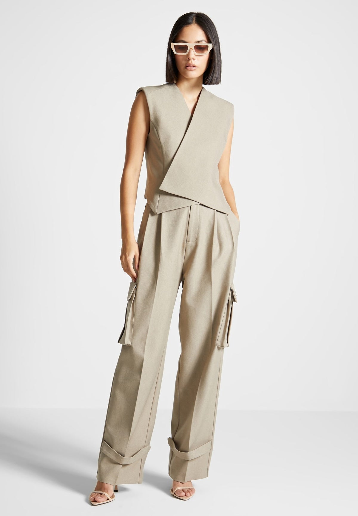 Laurence - Tailored Wrap Suit Vest - Beige