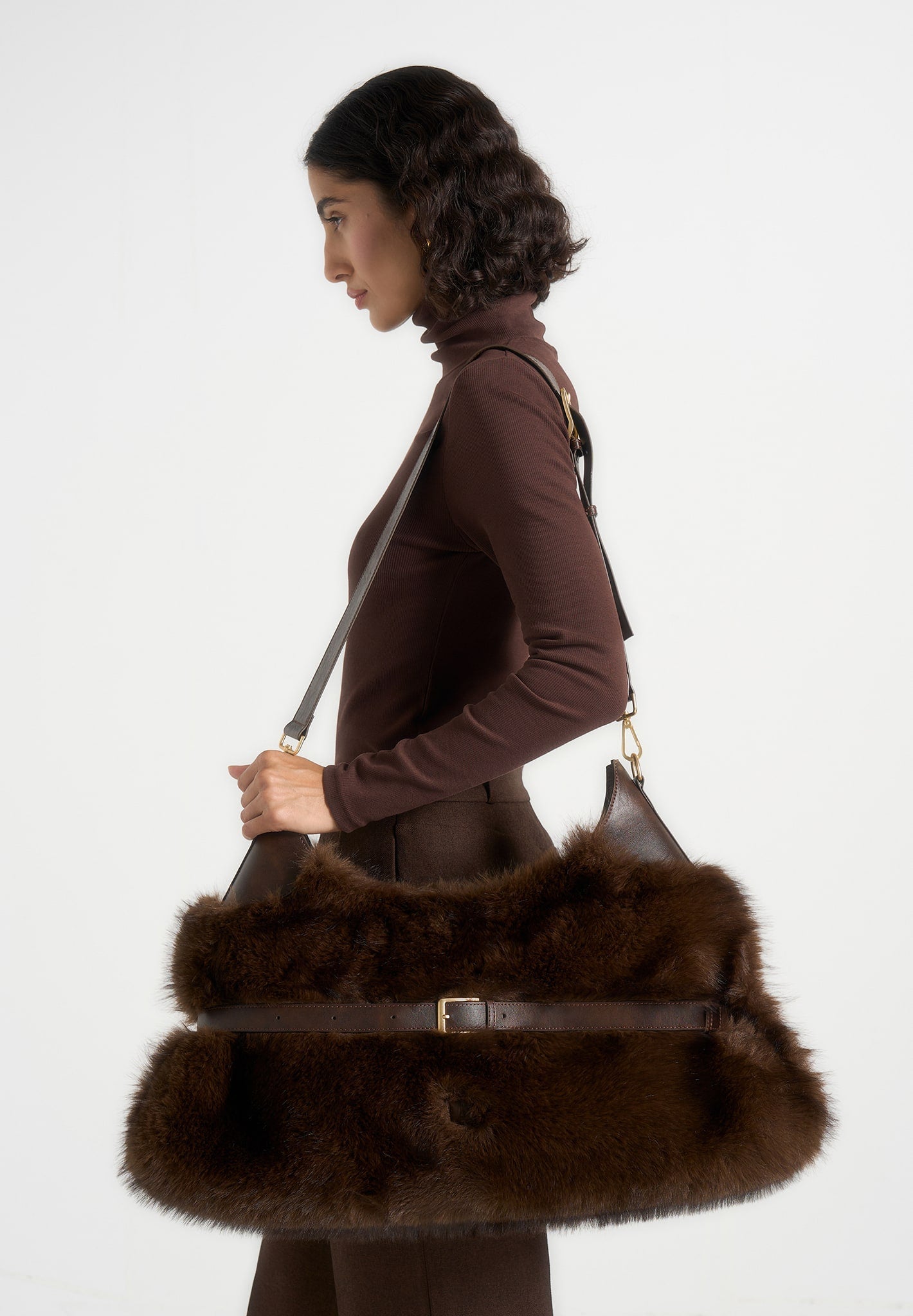 Cali - Fur Duffle Bag  - Brown 