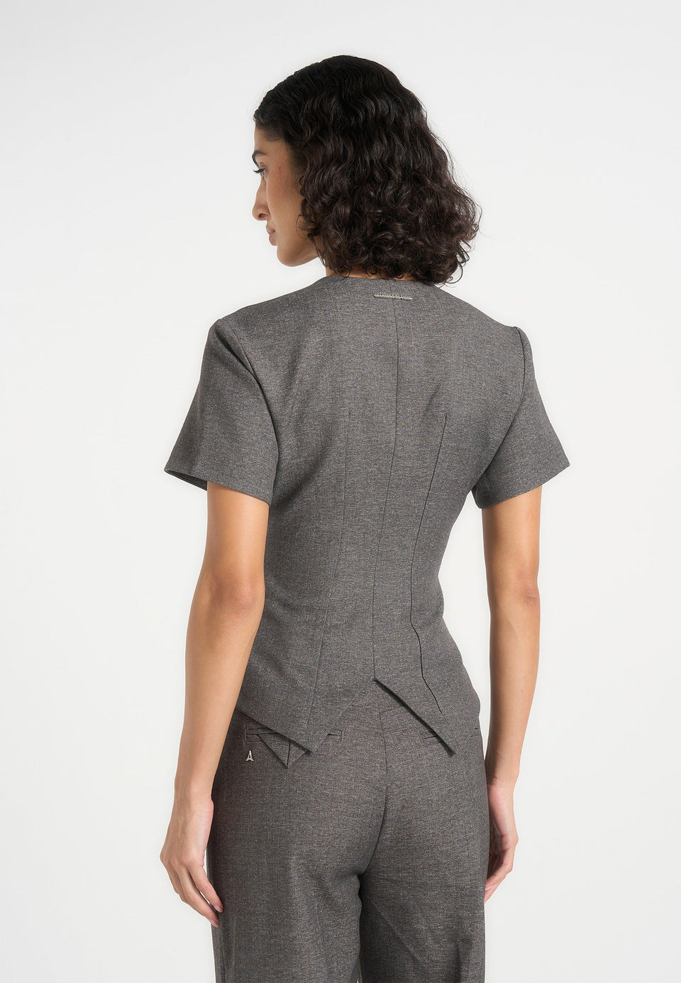 linda-contour-peplum-blazer