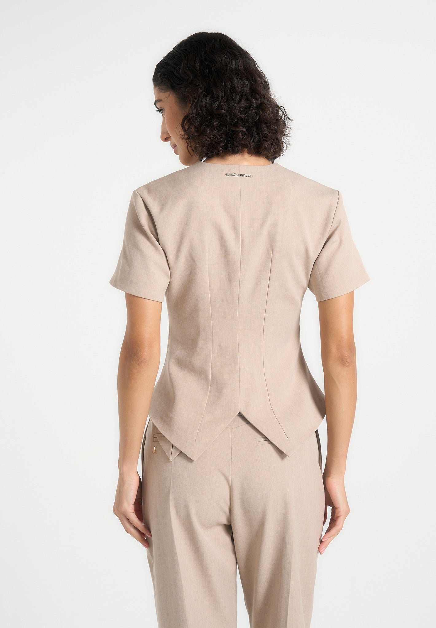 linda-contour-peplum-blazer-taupe