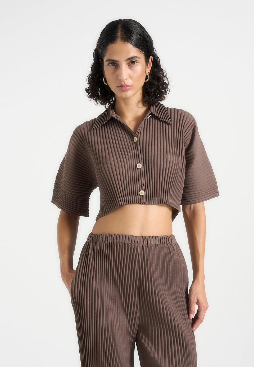 mona-pleated-cropped-shirt-1