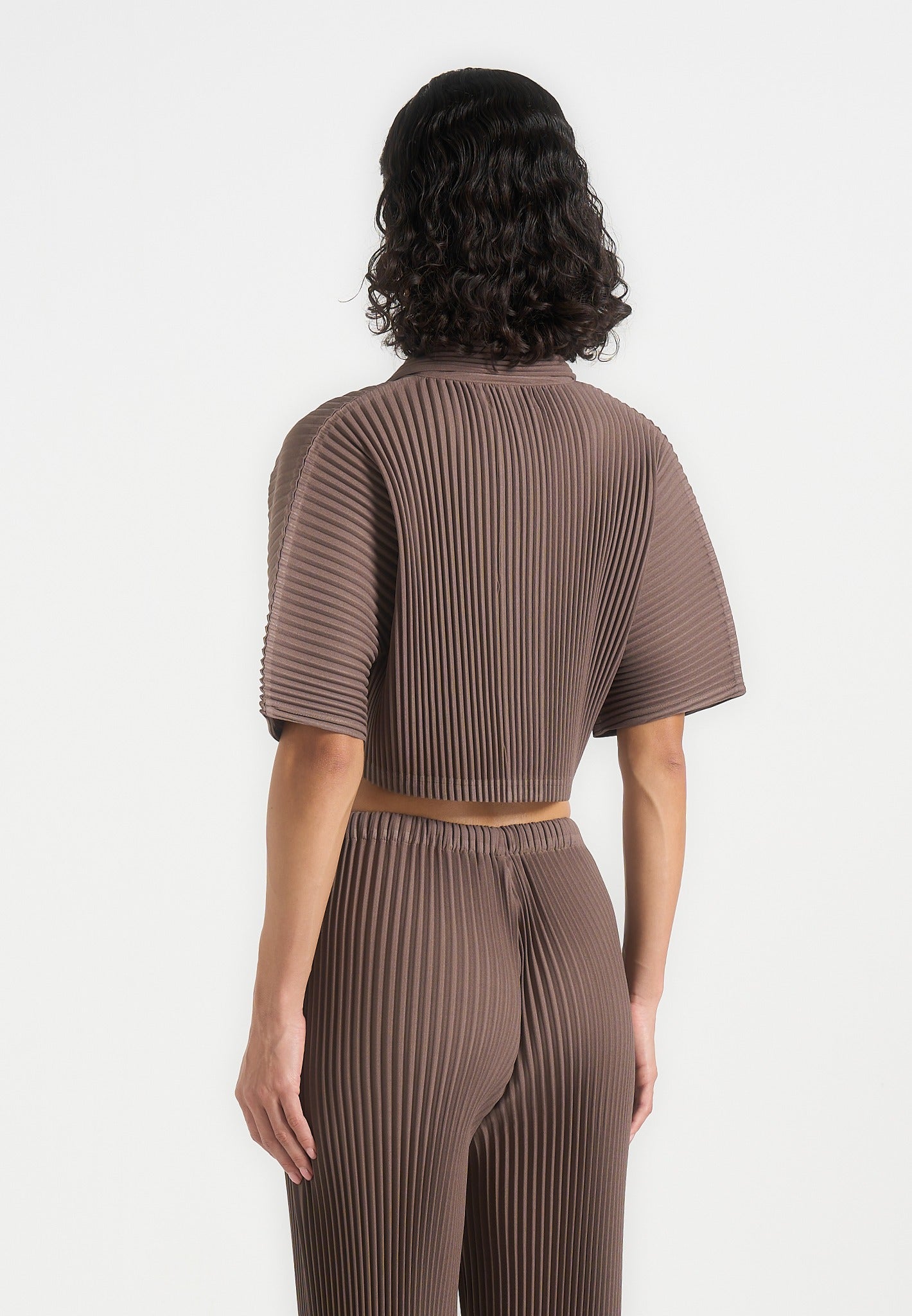 mona-pleated-cropped-shirt-1